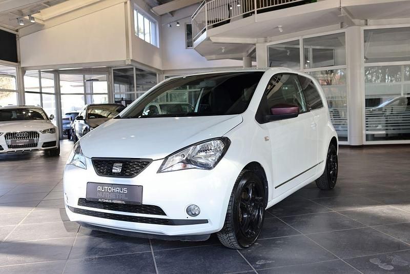 Gebraucht Seat Mii Chic 110 PS (80 kW) 2015 Oryxweiã perlmutteffekt Kleinwagen