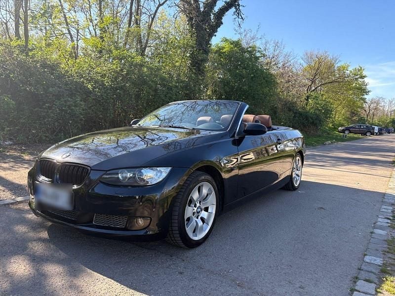 Gebraucht BMW 330 Cabriolet 231 PS (169 kW) 2008 Schwarz Cabrio