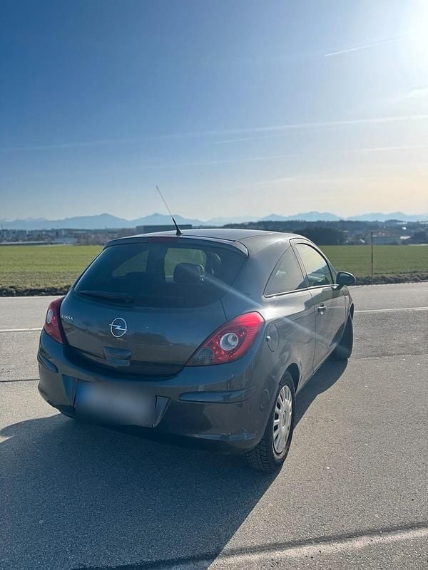 Gebraucht Opel Corsa 90 PS (66 kW) 2010 Grau Kleinwagen