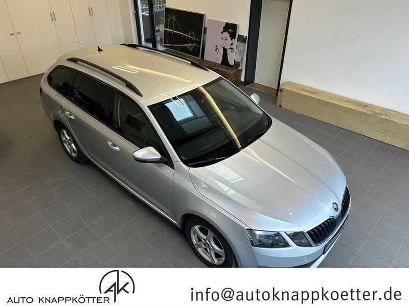 Silber Gebraucht 2018 Skoda Octavia Ambition Kombi | 8.390 € (Fairer Preis) - Bild 1/4