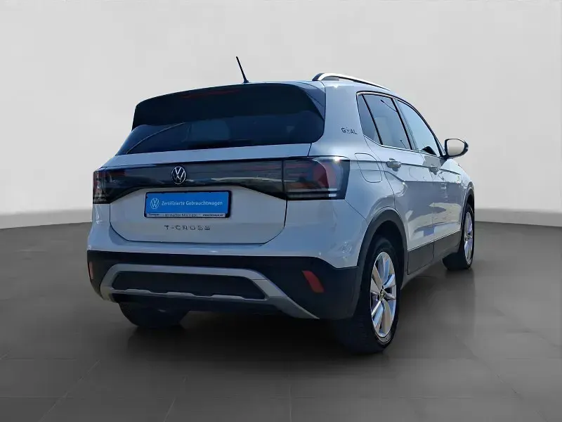 Gebraucht VW T-Cross Goal 116 PS (85 kW) 2024 Weiß SUV