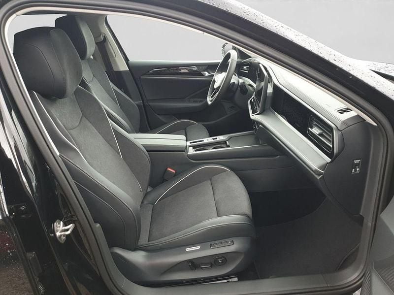 Neu VW Passat Business 204 PS (150 kW) 2026 Grau Kombi