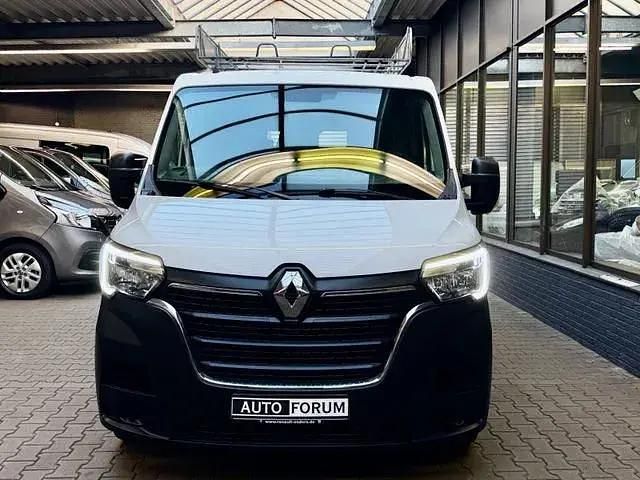 Second-hand Renault Master 146 CP (107 kW) 2020 Alb Monovolum