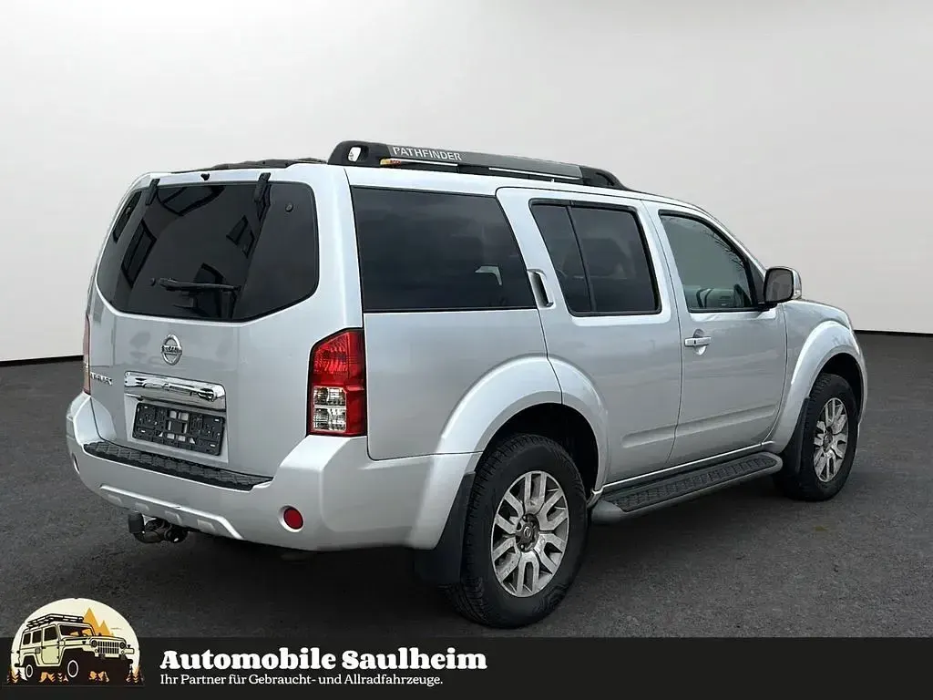 Gebraucht Nissan Pathfinder 190 PS (139 kW) 2011 Silber SUV