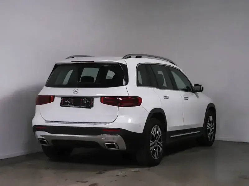 Gebraucht Mercedes GLB220 Progressive 190 PS (139 kW) 2025 Weiß SUV
