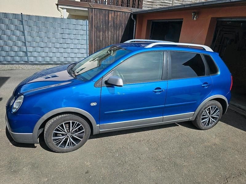 Gebraucht VW Polo Cross 101 PS (74 kW) 2004 Blau Kleinwagen