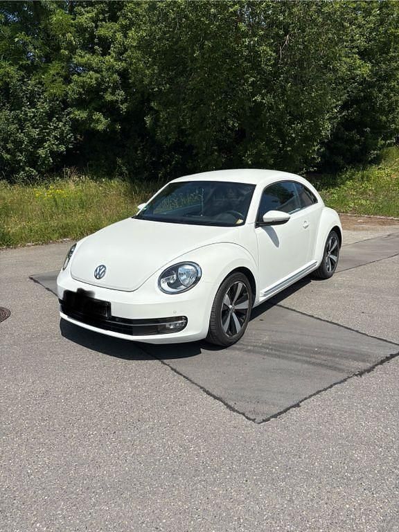 Weiß Gebraucht 2012 VW Beetle Limousine | 7.650 € (Fairer Preis) - Bild 1/4