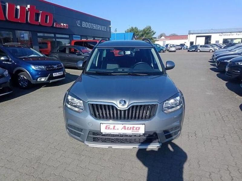 Gebraucht Skoda Yeti Cool Edition 110 PS (80 kW) 2016 Grau SUV