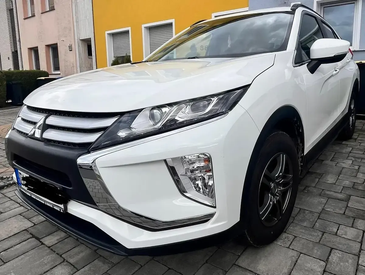 Gebraucht Mitsubishi Eclipse Cross 163 PS (119 kW) 2019 Weiß SUV
