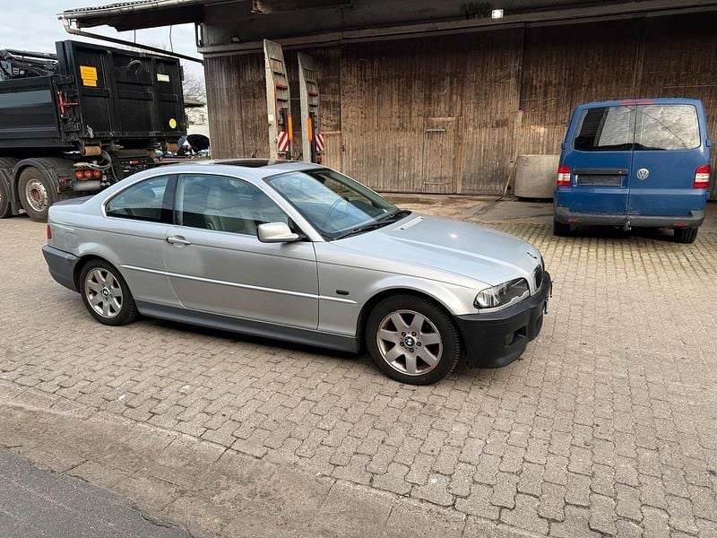 Gebraucht BMW 323 170 PS (125 kW) 2000 Silber Coupé