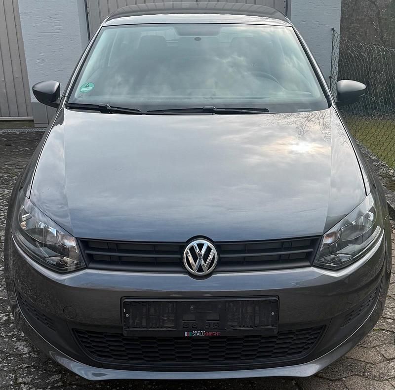 Gebraucht VW Polo Trendline 60 PS (44 kW) 2011 Grau Kleinwagen