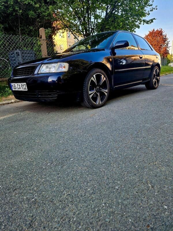 Schwarz Gebraucht 2000 Audi A3 Kleinwagen | 1.100 € (Guter Preis) - Bild 1/4