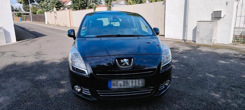 Gebraucht Peugeot 5008 2011 Schwarz Van / Kleinbus