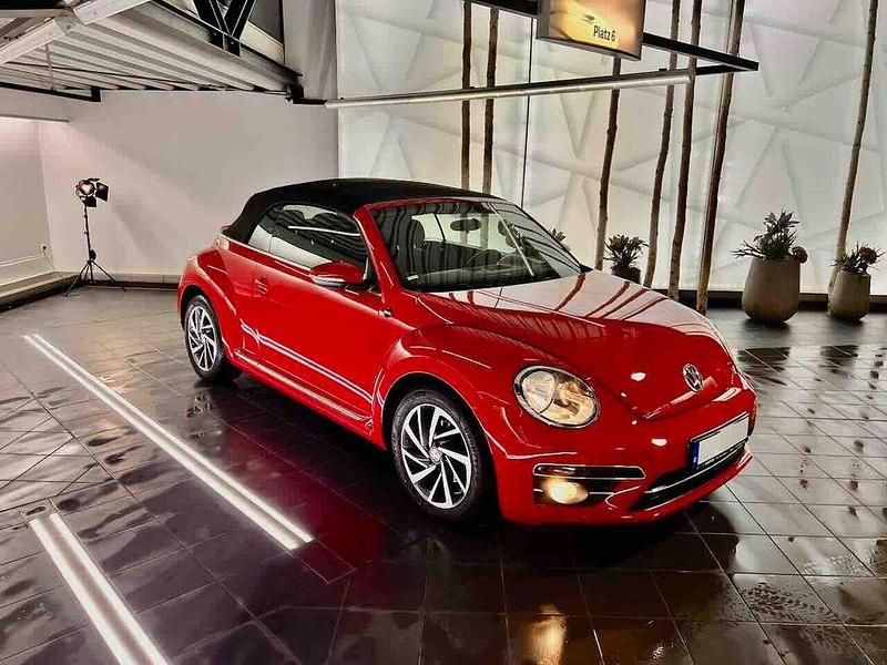 Gebraucht VW Beetle Sound 105 PS (77 kW) 2018 Rot Kleinwagen