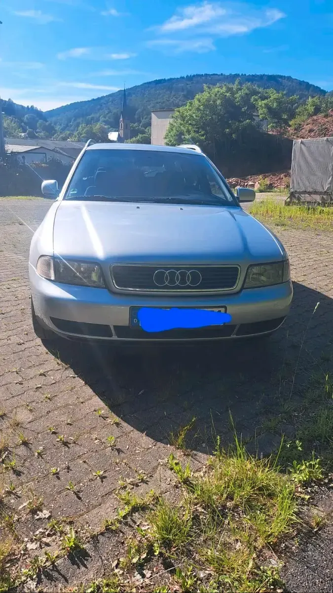 Gebraucht Audi A4 110 PS (80 kW) 1998 Silber Kombi