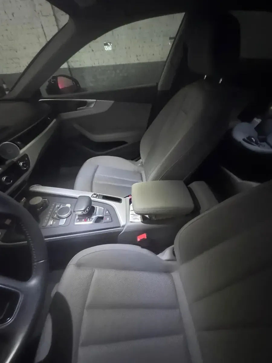 Gebraucht Audi A5 Comfort 190 PS (139 kW) 2019 Schwarz Coupé