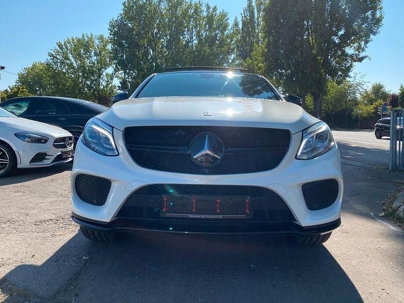Weiß Gebraucht 2016 Mercedes GLE500 AMG Coupé | 42.900 € (Fairer Preis) - Bild 1/4