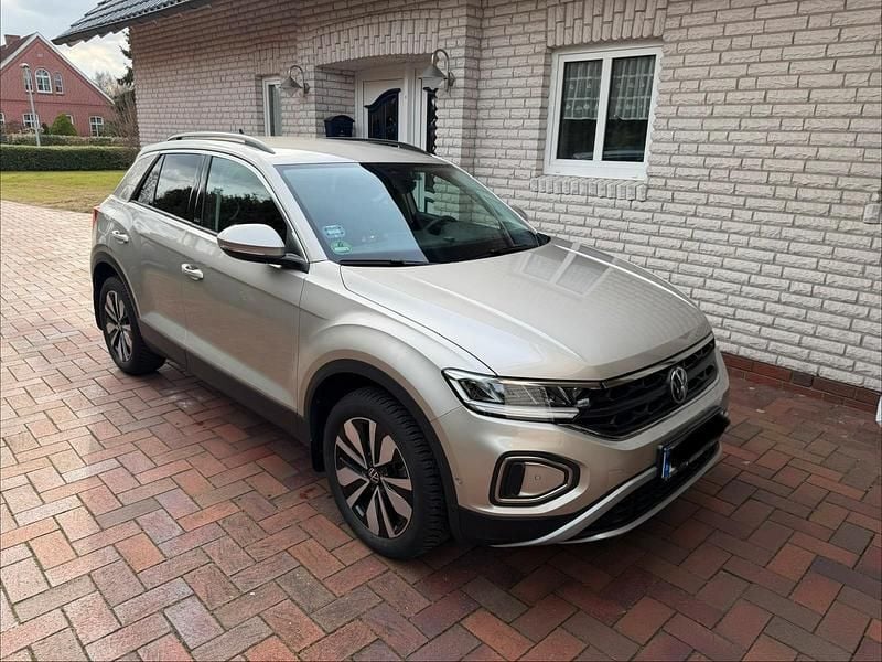 Gebraucht VW T-Roc Move 150 PS (110 kW) 2023 Silber SUV