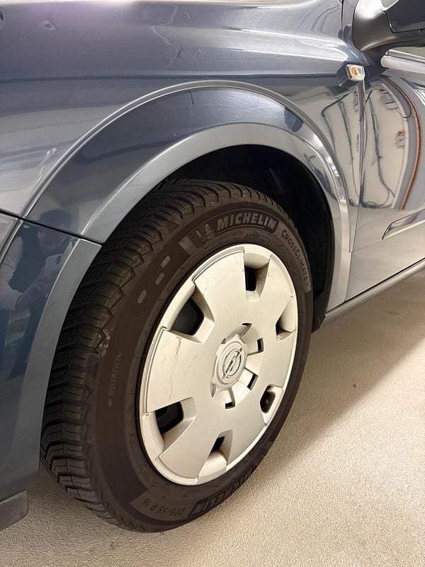 Braun Gebraucht 2007 Opel Astra Kleinwagen | 2.000 € (Fairer Preis) - Bild 1/4