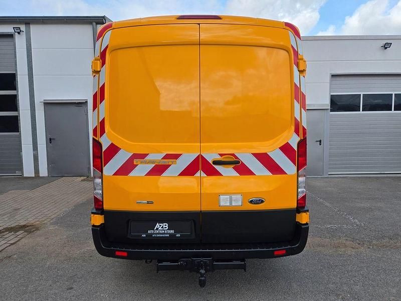 Usata Ford Transit 131 CV (96 kW) 2021 Arancione Monovolume