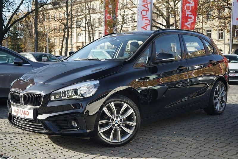 Gebraucht BMW 218 Active Tourer Advantage 150 PS (110 kW) 2018 Schwarz Van / Kleinbus
