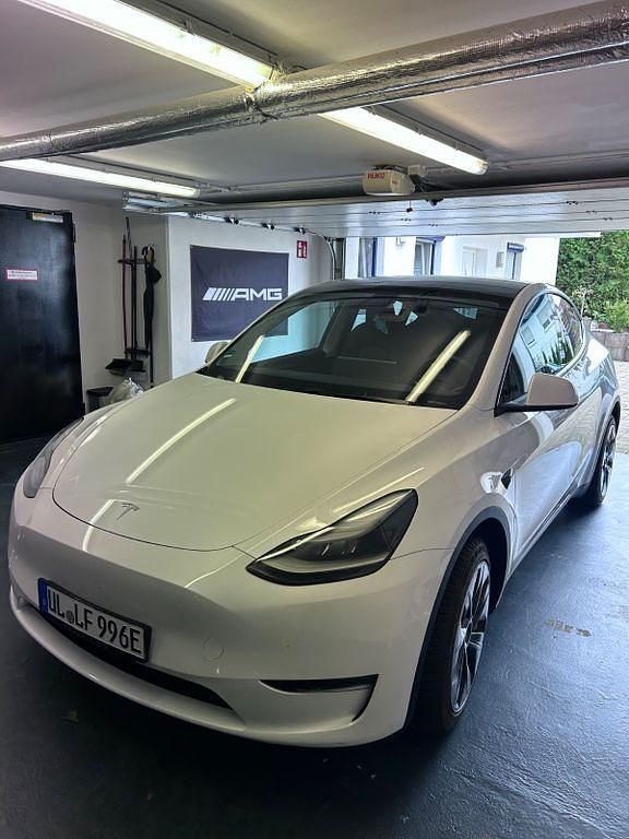 Gebraucht Tesla Model Y 377 kW (513 PS) 2022 Weiß SUV