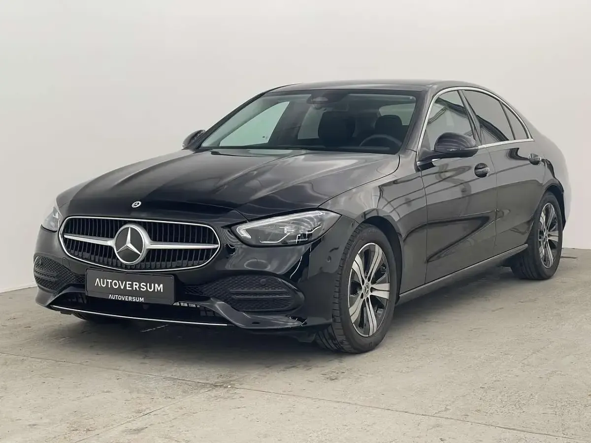 Gebraucht Mercedes C180 193 PS (141 kW) 2023 Schwarz Limousine