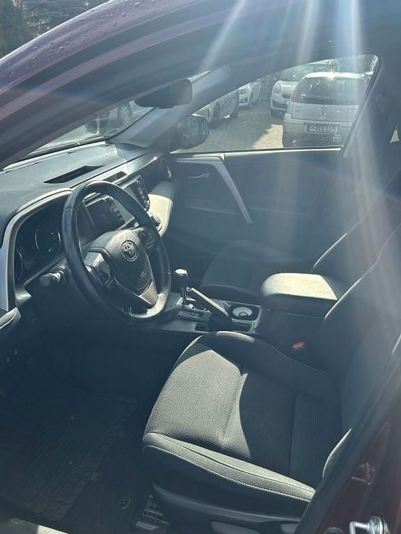 Gebraucht Toyota RAV4 Hybrid Edition-S 155 PS (114 kW) 2017 Rot SUV