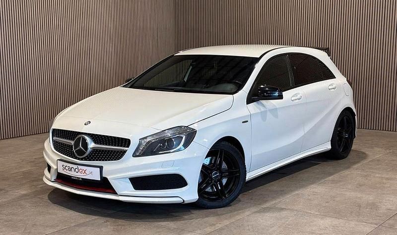 Weiß Gebraucht 2012 Mercedes A250 Limousine | 10.500 € (Guter Preis) - Bild 1/4
