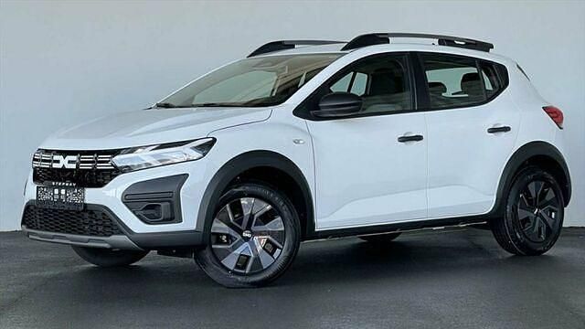 Weiss Gebraucht 2024 Dacia Sandero Essentiel Kleinwagen | 15.970 € (Superpreis) - Bild 1/2