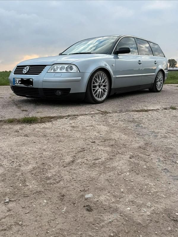 Gebraucht 2002 VW Passat Kombi | 4.400 € - Bild 1/4