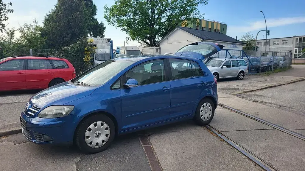 Używany VW Golf Plus Cross Trendline 105 KM (77 kW) 2007 Niebieski Minivan