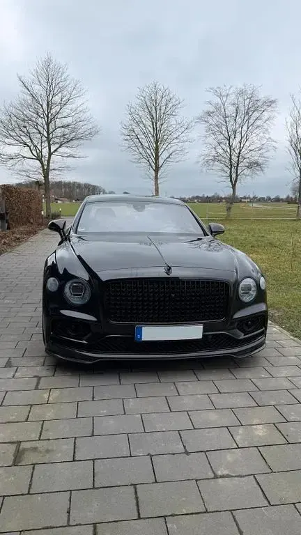 Second-hand Bentley Flying Spur 635 CP (467 kW) 2020 Negru Berlinǎ