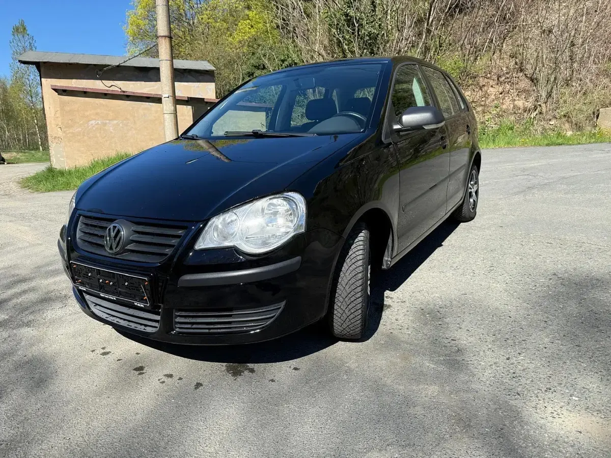 Gebraucht VW Polo 69 PS (50 kW) 2009 Schwarz Kleinwagen