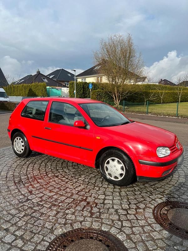 Gebraucht VW Golf IV 100 PS (73 kW) 1998 Rot Kleinwagen