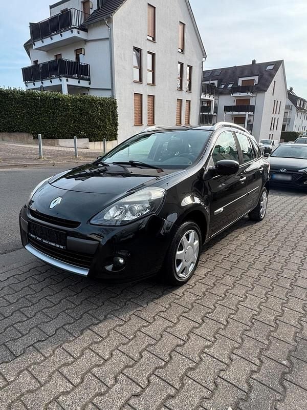 Gebraucht Renault Clio GrandTour 101 PS (74 kW) 2010 Schwarz Kombi