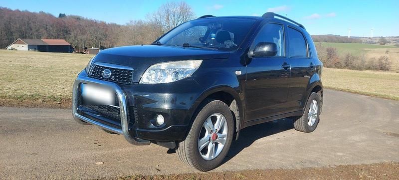Gebraucht Daihatsu Terios 105 PS (77 kW) 2011 Schwarz SUV