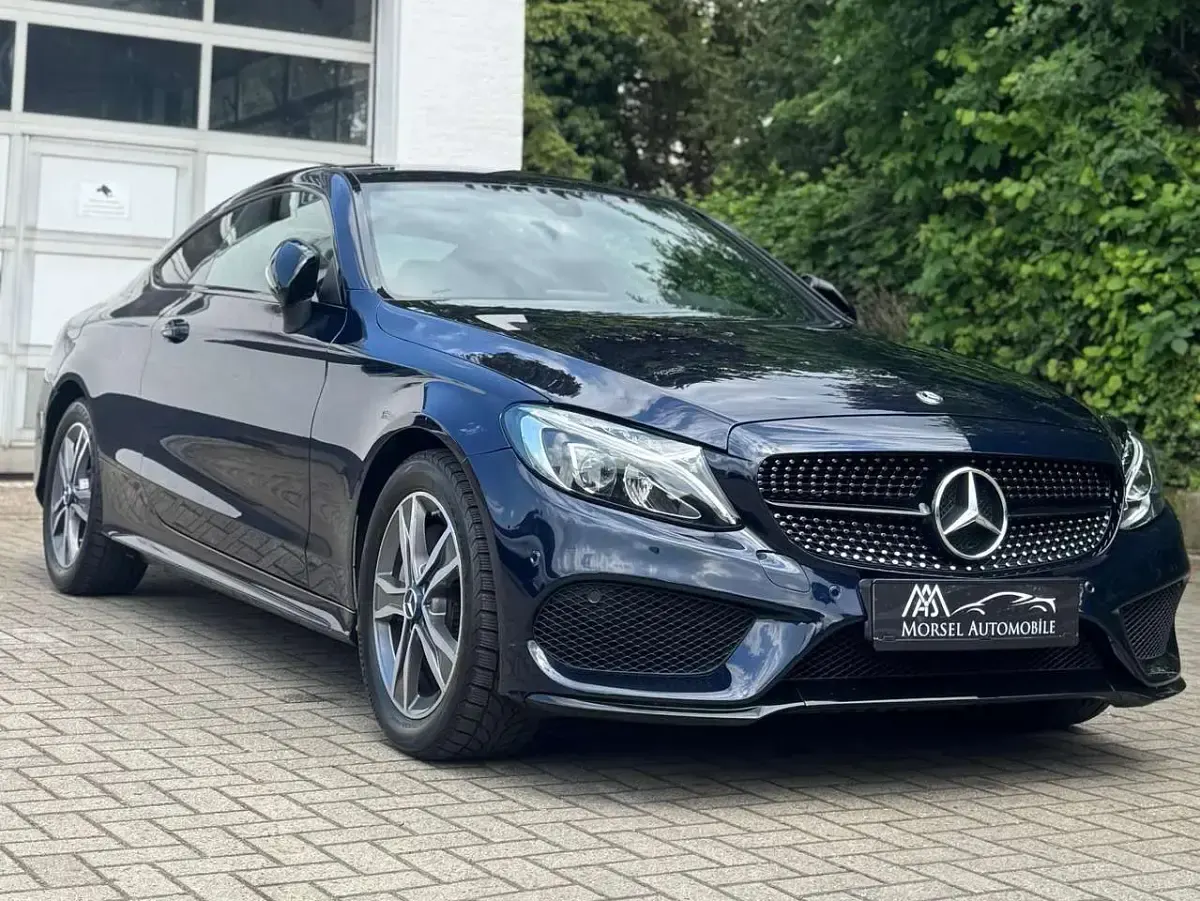 Gebraucht Mercedes C180 AMG 156 PS (114 kW) 2017 Cavansitblau  metalliclack Coupé
