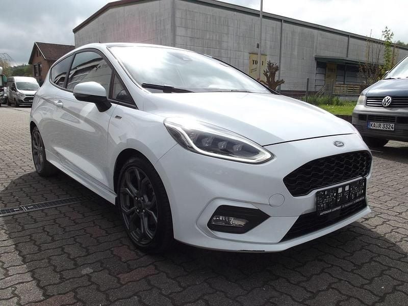 Gebraucht Ford Fiesta ST-Line 101 PS (74 kW) 2018 Weiß Kleinwagen