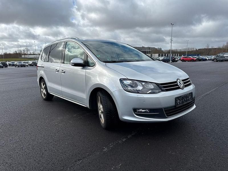 Gebraucht VW Sharan Highline 150 PS (110 kW) 2016 Silber Van / Kleinbus