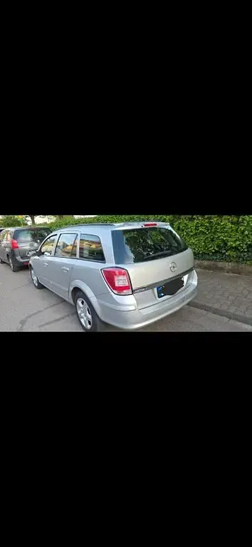 Occasion Opel Astra Edition 116 ch (85 kW) 2008 Argent Berline
