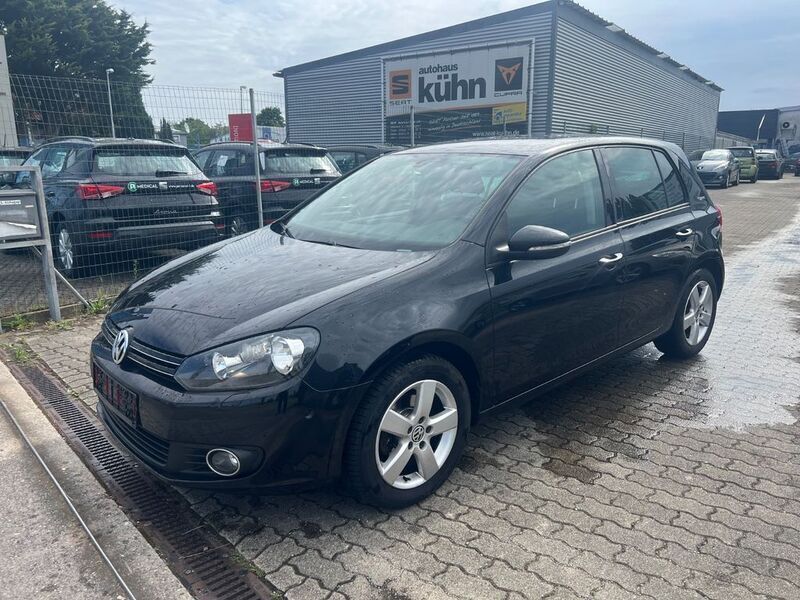 Schwarz Gebraucht 2010 VW Golf VI Team Limousine | 5.900 € (Fairer Preis) - Bild 1/4