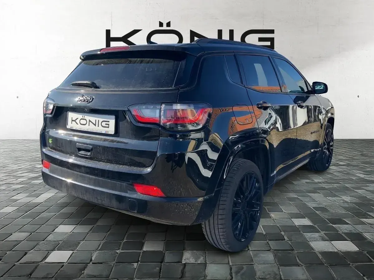 Occasion Jeep Compass Night Eagle 131 ch (96 kW) 2024 Noir SUV