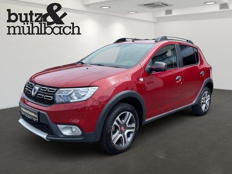 Rot Gebraucht 2019 Dacia Sandero Prestige Kleinwagen | 11.980 € (Fairer Preis) - Bild 1/4