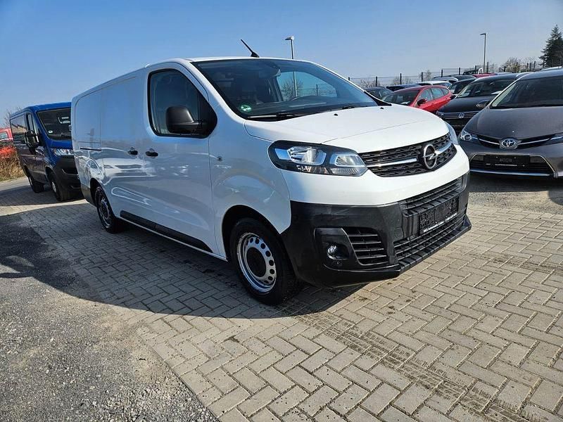 Gebraucht Opel Vivaro Edition 122 PS (89 kW) 2021 Weiß Van / Kleinbus