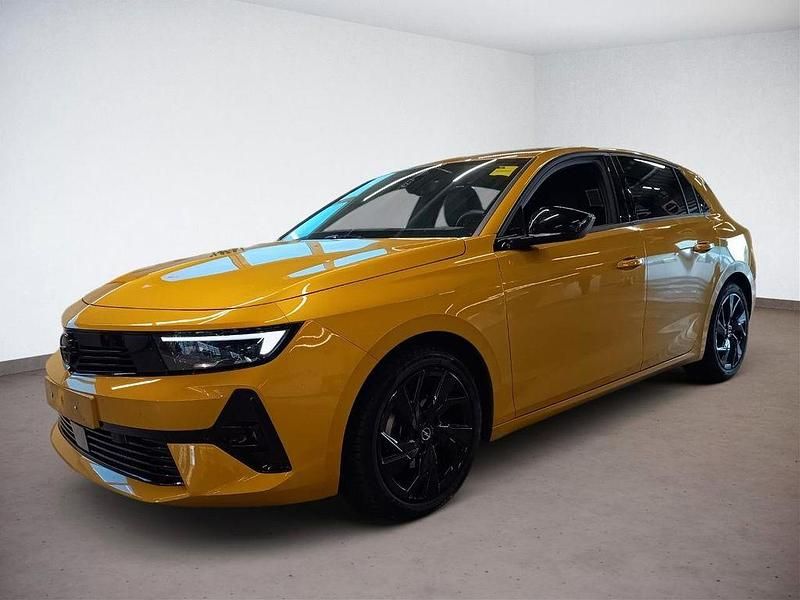 Gebraucht Opel Astra S 131 PS (96 kW) 2024 Gelb Limousine