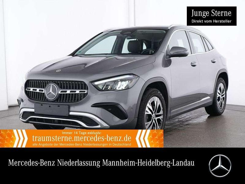 Grau Gebraucht 2024 Mercedes GLA250 Advanced SUV | 38.590 € (Superpreis) - Bild 1/3