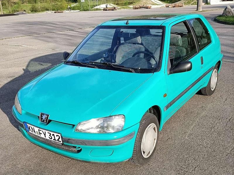 Grün Gebraucht 1997 Peugeot 106 Kleinwagen | 800 € (Guter Preis) - Bild 1/4