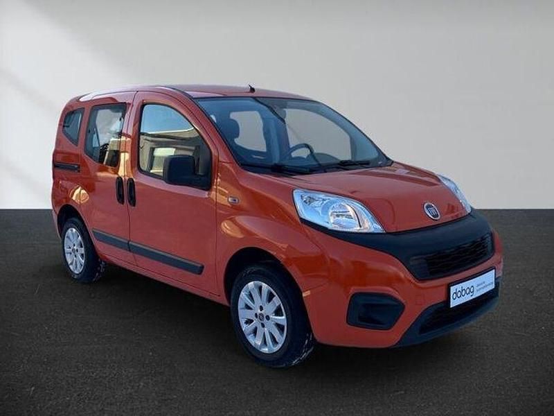 Gebraucht Fiat Qubo Pop 77 PS (56 kW) 2018 Orange Van / Kleinbus