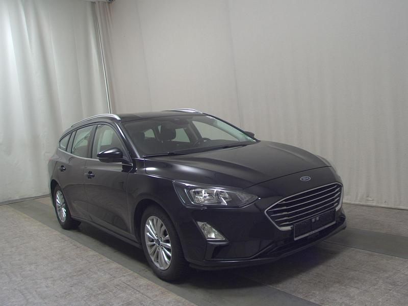 Gebraucht Ford Focus Titanium 125 PS (91 kW) 2021 Schwarz Kombi